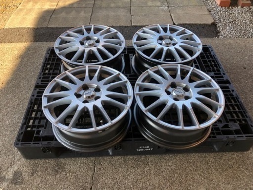 アルミホイール　15インチ