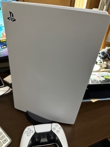 【早い者勝ち】playstation5 ps5 ディスクありのモデル