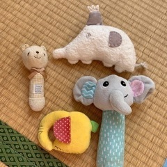 子供　おもちゃ　ガラガラセット