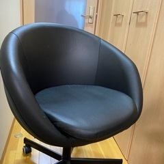 お譲りします‼️無料‼️回転チェアの画像