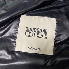 MONCLER  レディース　ダウンコート　タグの画像