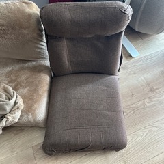 ニトリ　座椅子2つの画像