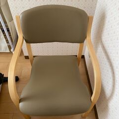 生活雑貨・家具・ハローキティのぬいぐるみ多数　あげます
