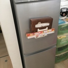 終了　SHARPの冷蔵庫あげます