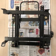 VIVIO ヴィヴィオ  Vannerシートレール 運転席側の画像