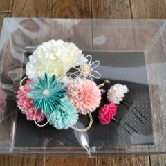 髪飾り　着物　和装　成人式の画像