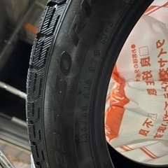 スタッドレスタイヤ4本ジャンク品235.50 R18