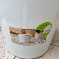 アイリス上から猫トイレの画像