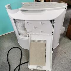 シャープ 加湿セラミックファンヒーター HX-C120-Wの画像