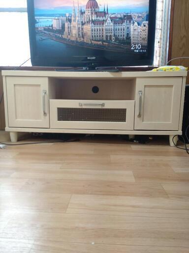 【取引先が決まりました】テレビ台