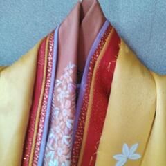 振袖　正絹　美品　刺繍　黄色　ゴールド　花魁　成人式の画像