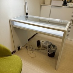 無料　パソコンディスク　ネイルテーブル