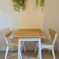 IKEAのセット、テーブルPINNTORP、チェアNORDMYR...