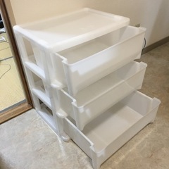 ニトリ　リビングチェスト　3段の画像