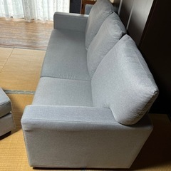 カウチソファ3人掛け(美品)(早々に決まりました○┐ﾍﾟｺ)の画像