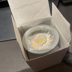 LEDハロゲン電球 EZ10 LEDスポットライト 12V ダイクロハロゲン50W~60W相当 密閉器具対応 (6W EZ10口金 30度, 電球色相当(2700K)) の画像