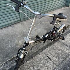 CHEVROLET シボレー 折りたたみ 自転車 16インチ 黒 ブラック USED 中古の画像