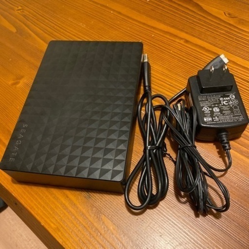 Seagate Expansion 外付けHDD 4TB
