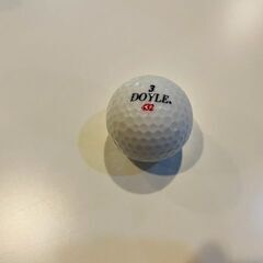 ゴルフボール３個の画像