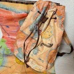 山本寛斎(KANSAI YAMAMOTO)地図柄リュックの画像