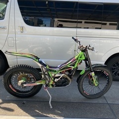 VERTIGO 2018 combat vertical 300cc トライアルバイクの画像