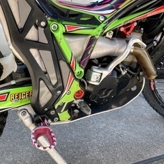 VERTIGO 2018 combat vertical 300cc トライアルバイクの画像