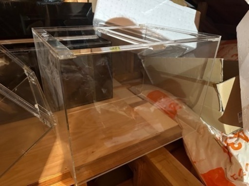 値下げ‼️爆安‼️アクリル水槽‼️①