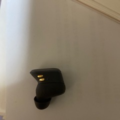 ＪAＢＢAワイヤレスイアホーンの片方です