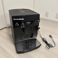【12月8日まで】 DeLonghi MAGNIFICA 全自動...