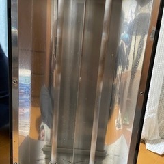 National縦型電気ファンヒーター。こちらは缶ビールモルツと交換OK。【受け渡し決定】の画像