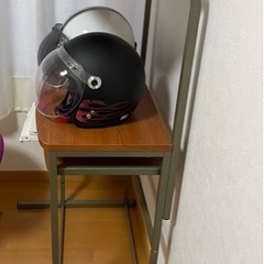 パソコンデスク、上部にプリンター乗せられます。1000円