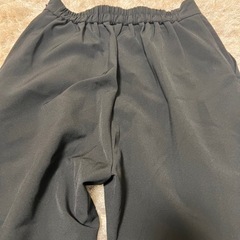 【GU 黒パンツ 】の画像