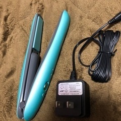 未使用　充電式　ヘアアイロンの画像