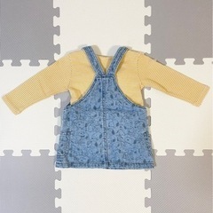 〈32〉ベビー服　H&M　スヌーピーデニムサロペットスカート　4-6M　70の画像