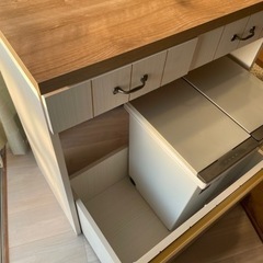 キッチンカウンター（レンジ台）の画像