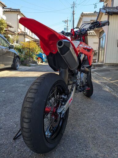 CRF450R 2018 シートコンセプト中古 CRF450R 2018 シートコンセプト中古 パーツ
