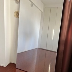 割れない鏡　軽量　150*80 床置き吊り下げ共に可能の画像