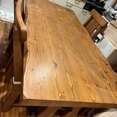 カリモク 無印良品 好きな方に 一枚板の五脚 ダイニングテーブル 長椅子別売りありの画像