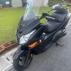 シルバーウィング400今月中に買える方もう少し下げます