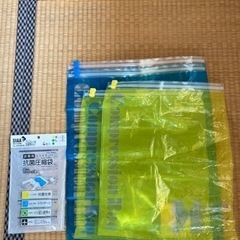 1780円！SIAA 衣類用 スライダー付 抗菌　圧縮袋 4枚入...