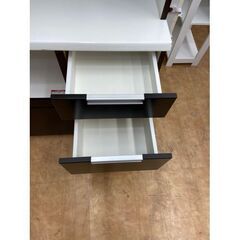 キッチン木製食器棚 2 枚のドア付きの画像
