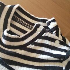 (39)UNIQLO 90cm ボーダー ロンＴの画像