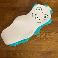 赤ちゃん3点セット　バウンサー、ベビーバス、オムツゴミ箱の画像