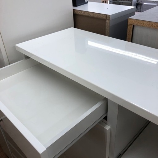 ニトリ】ホワイトカラーの二枚扉 レンジボードお売りします！