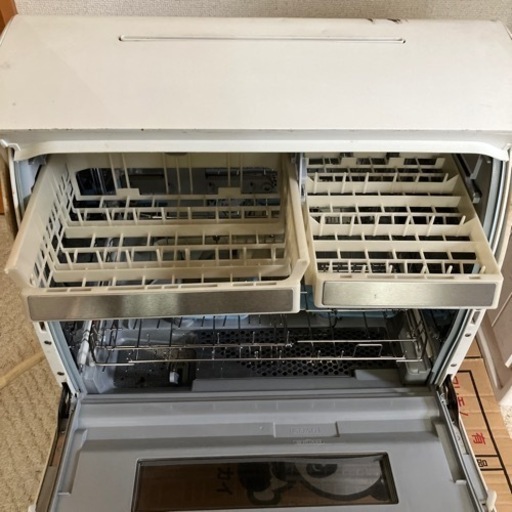 食器洗い機　東芝DWS-600C(C) プラチナベージュ