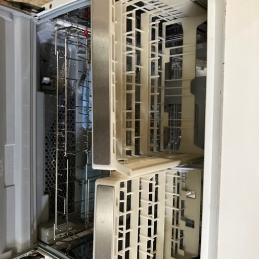 食器洗い機　東芝DWS-600C(C) プラチナベージュ