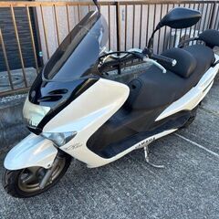 すぐ乗れます！動画あり　バーハンドル　ローダウンカスタム　マジェスティー１２５Fi インジェクション YAMAHA Majesty125館山 平砂浦 南房総 木更津 君津 富津 袖ヶ浦 川崎の画像