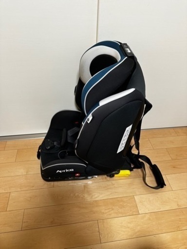 Aprica formfit チャイルド&ジュニアシート (ISOFIX)