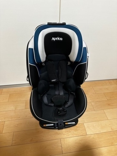 Aprica formfit チャイルド&ジュニアシート (ISOFIX)