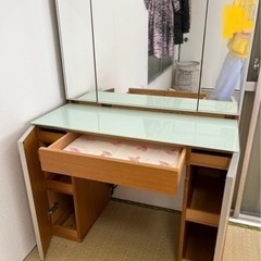 【現地でのお取引のみ】ドレッサー 2,000円
